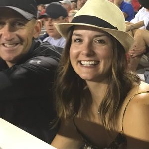 Meet your Posher, Kristen